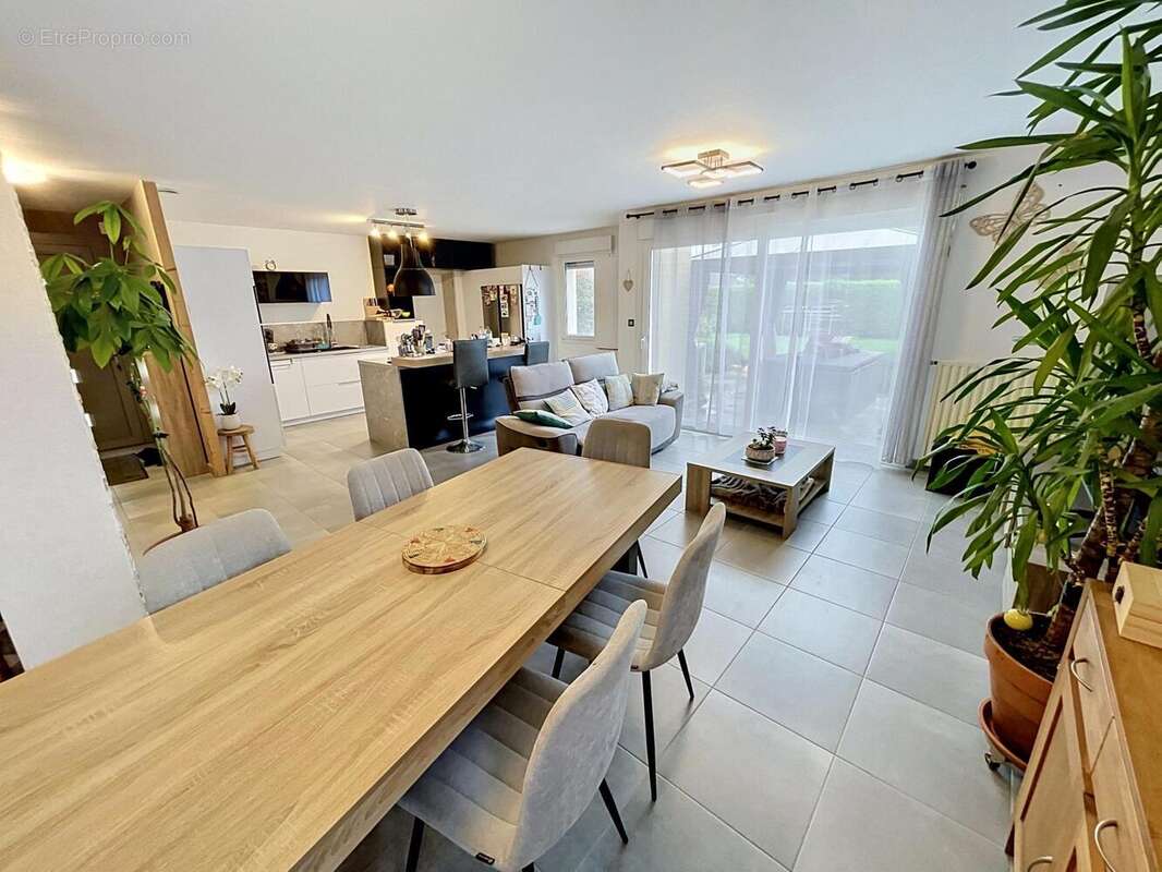 Maison 126 m² à Marcille-La-Ville  - photo 4