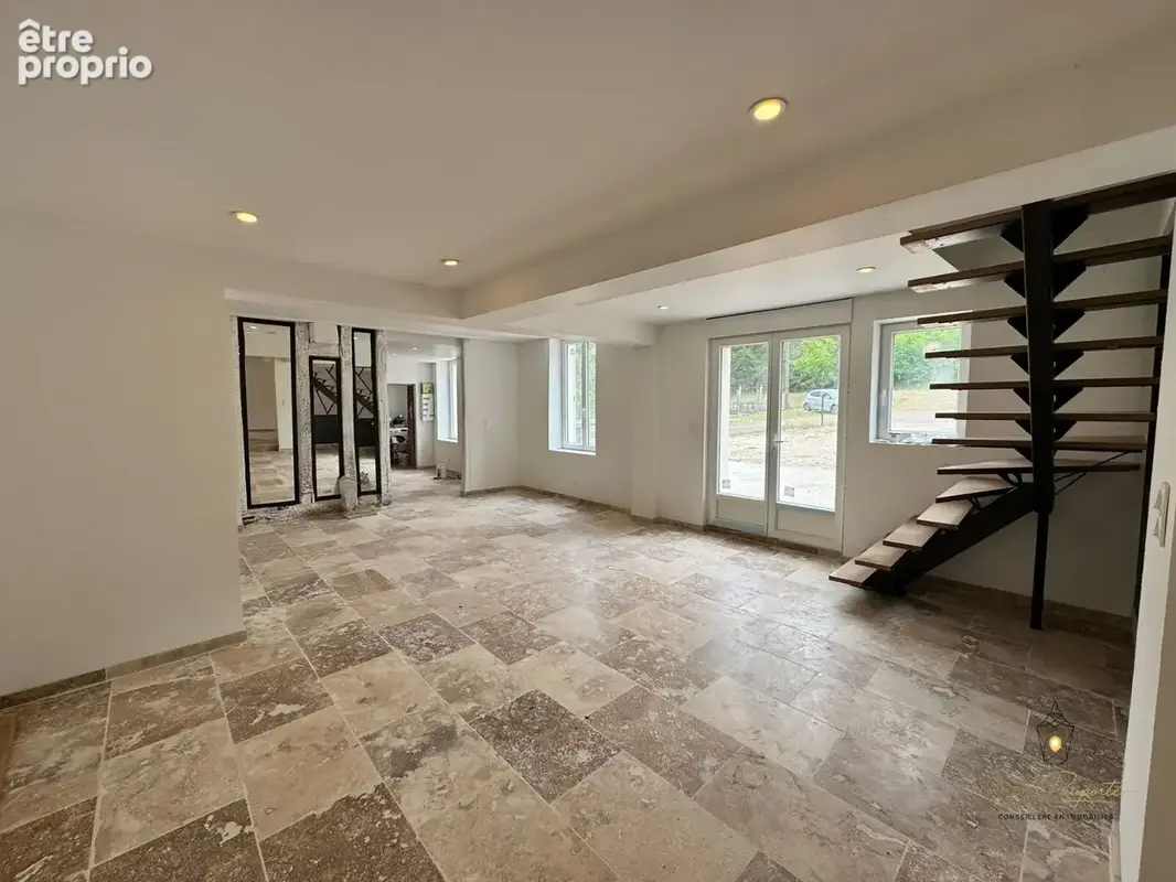 Maison 5 pièces 131 m² à vendre à Chateau-Renard (45220) - photo 9