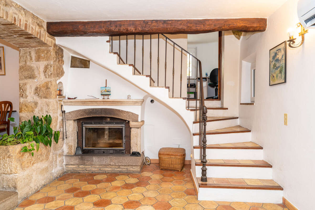 Maison à LA COLLE-SUR-LOUP