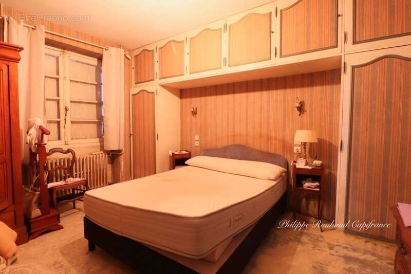 Maison à LA CHAPELLE-THEMER