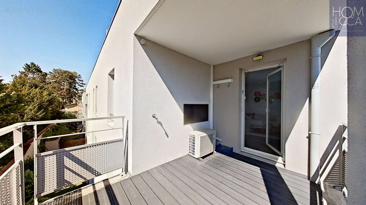 Appartement à TASSIN-LA-DEMI-LUNE
