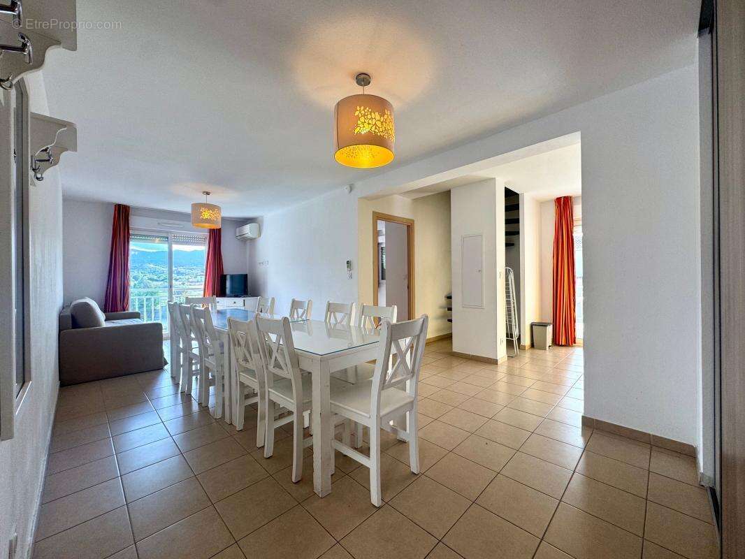 Appartement à OLETTA