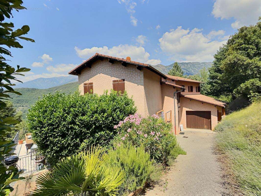 Réajustement du prix …
pour cette Magnifique maison à découvrir, avec investissement locatif très intéressant - photo 4