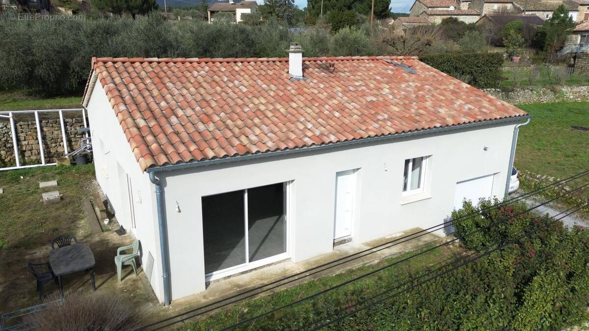 Maison à LABLACHERE