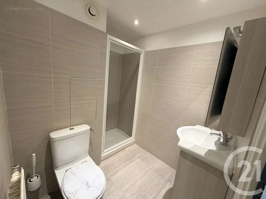Appartement à VALBONNE