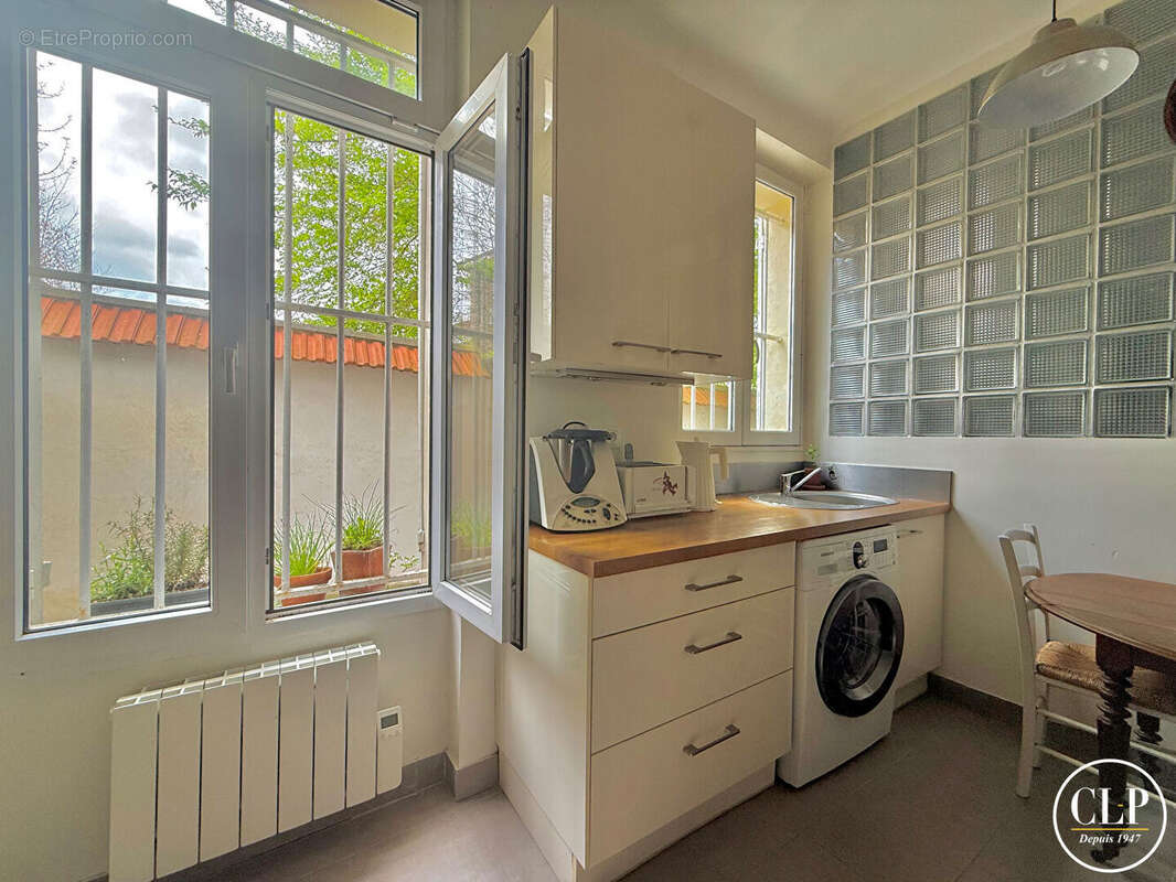 Appartement à FONTENAY-SOUS-BOIS