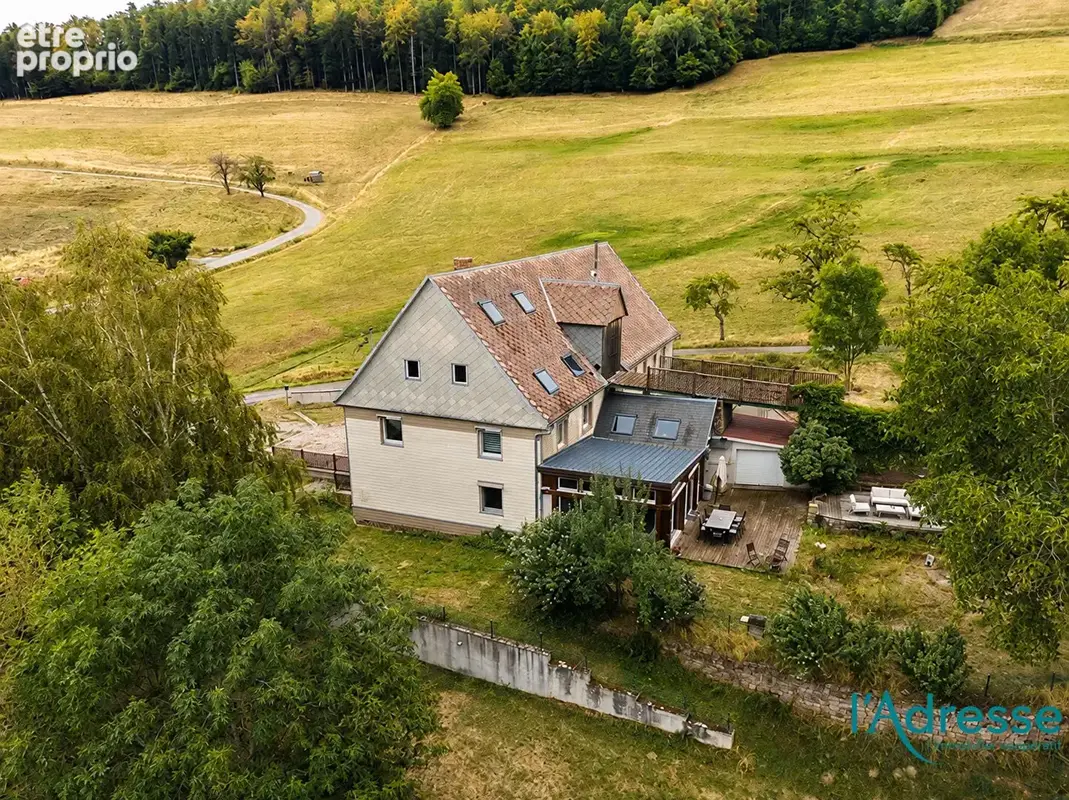 Maison Orbey 7 pièces 181.82 m² - photo 1