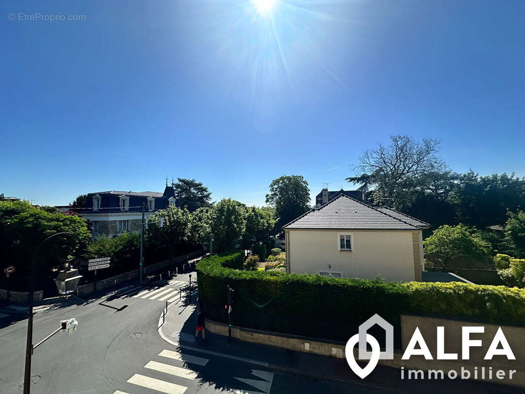 Appartement à ENGHIEN-LES-BAINS
