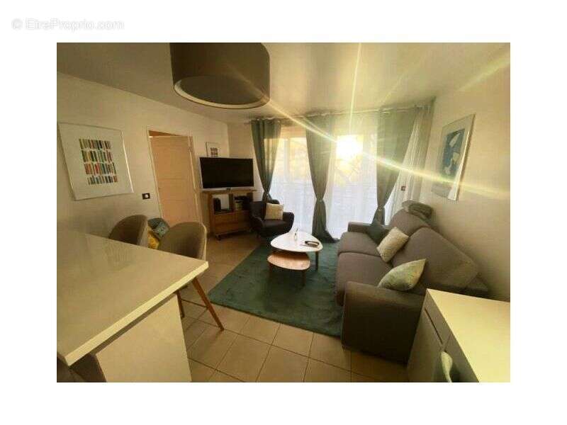 Appartement à LE PERREUX-SUR-MARNE