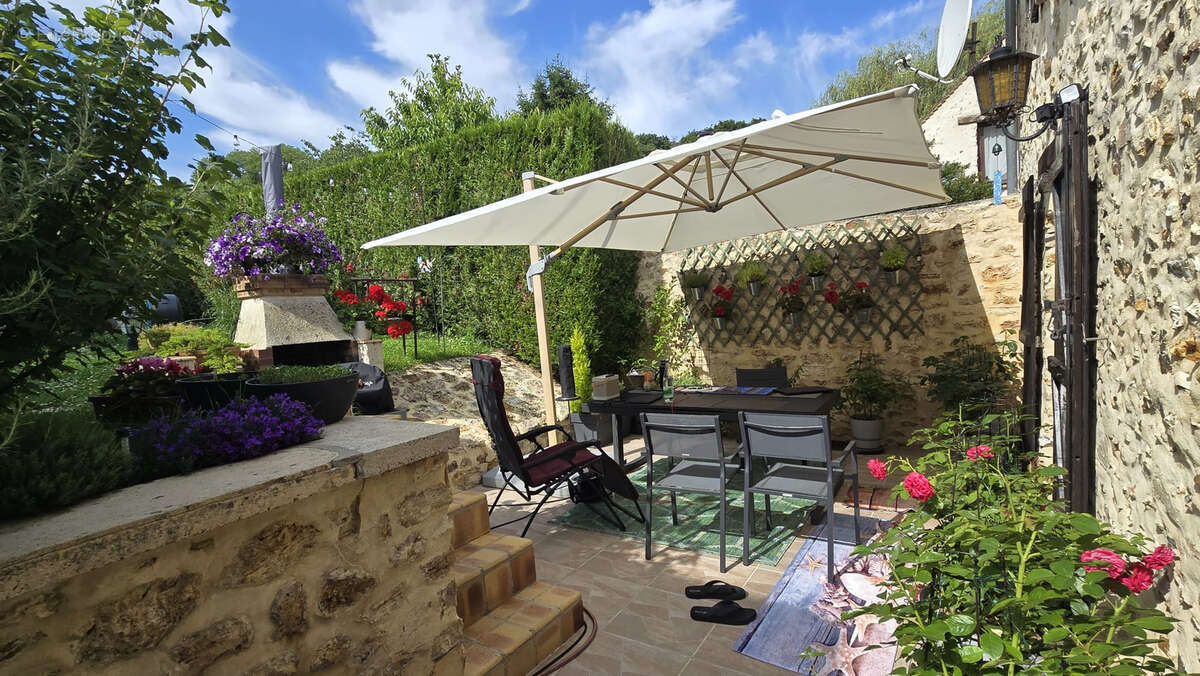 Maison à LONGVILLIERS