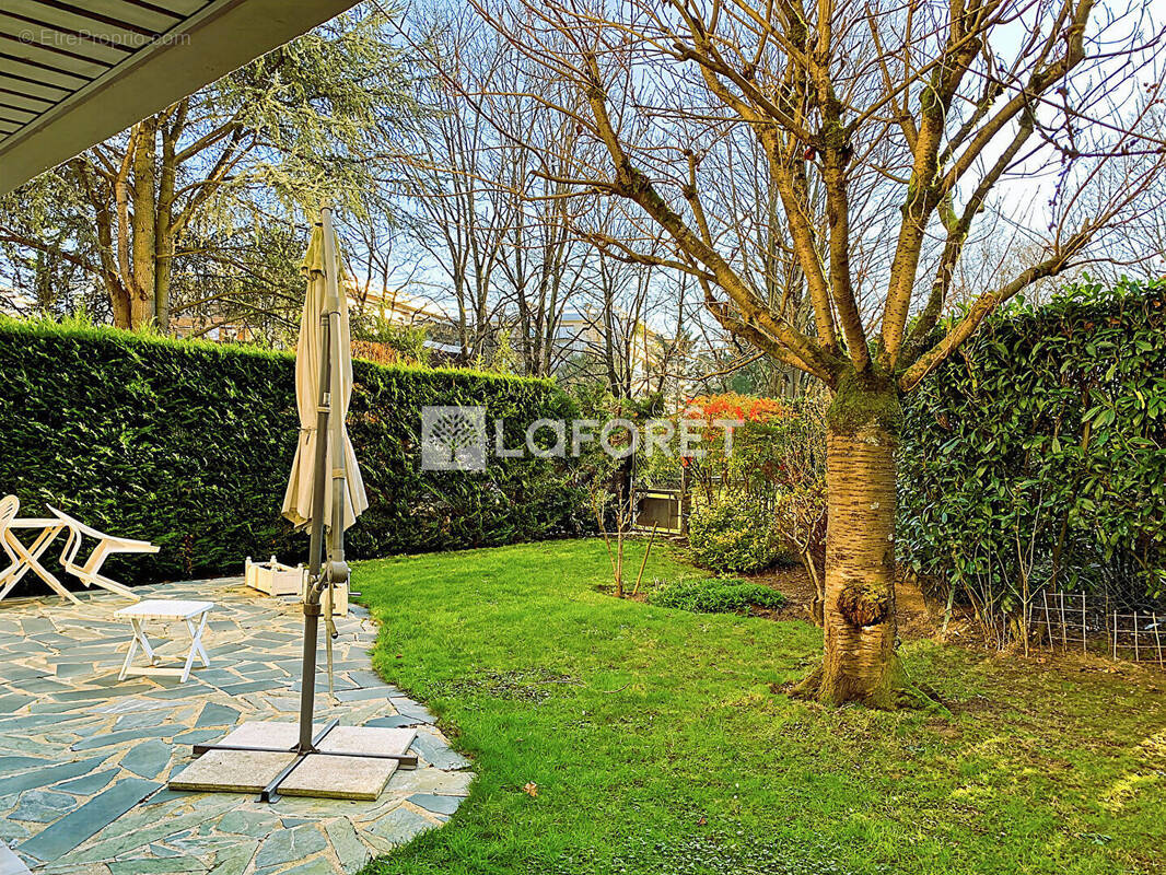 Appartement à LE CHESNAY