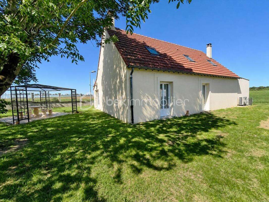 Maison à LA FERTE-SOUS-JOUARRE
