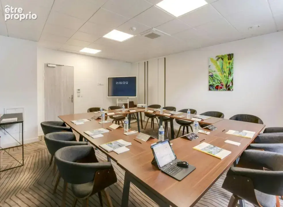 INVESTISSEMENT LOCATIF  PALAISEAU  Résidence d'Affaires All Suites Appart Hôtel Palaiseau Massy - 5,55 % de rentabilité - photo 13