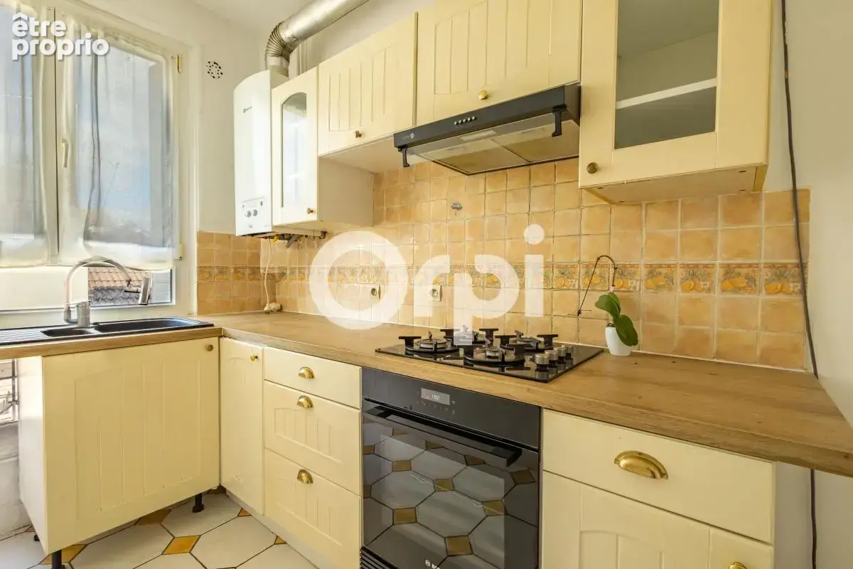 Appartement À Vendre - photo 5