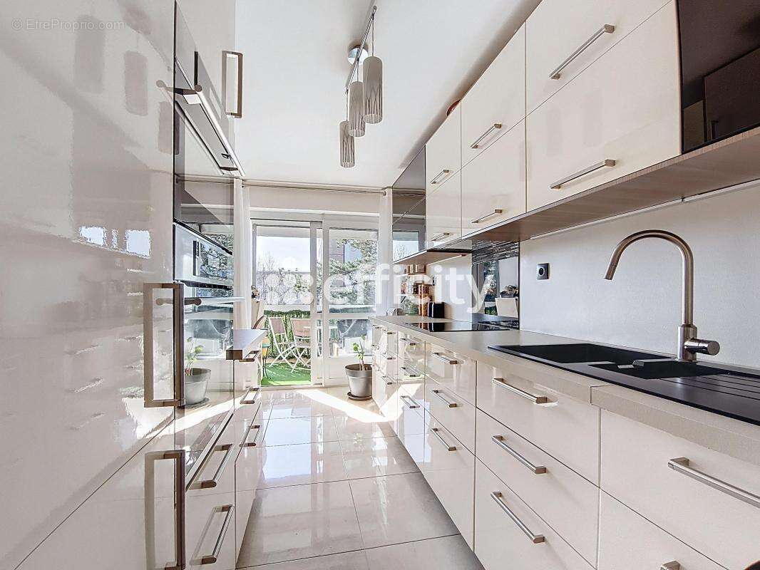 Appartement à SAINT-GRATIEN