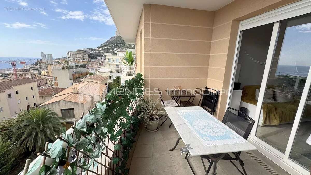 Appartement à BEAUSOLEIL