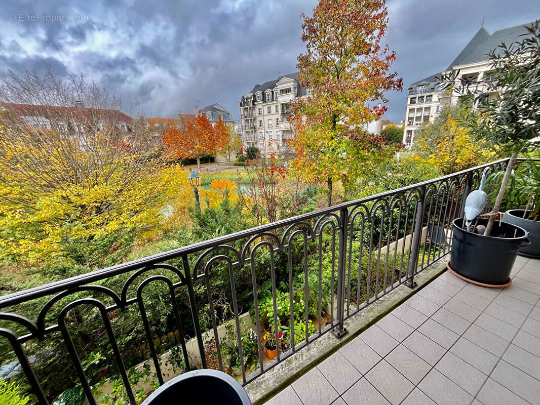 Appartement à LE PLESSIS-ROBINSON