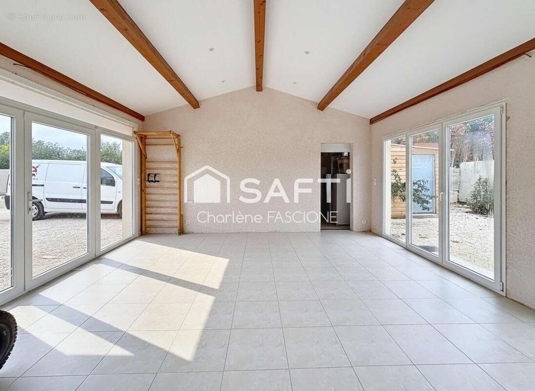 Photo 4 - Maison à LORGUES