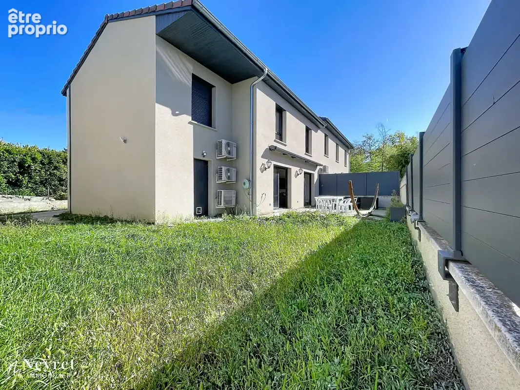Maison contemporaine de 2021 -120 m2 avec jardin, terrasse et suite parentale -Sérézin-du-Rhône - photo 17