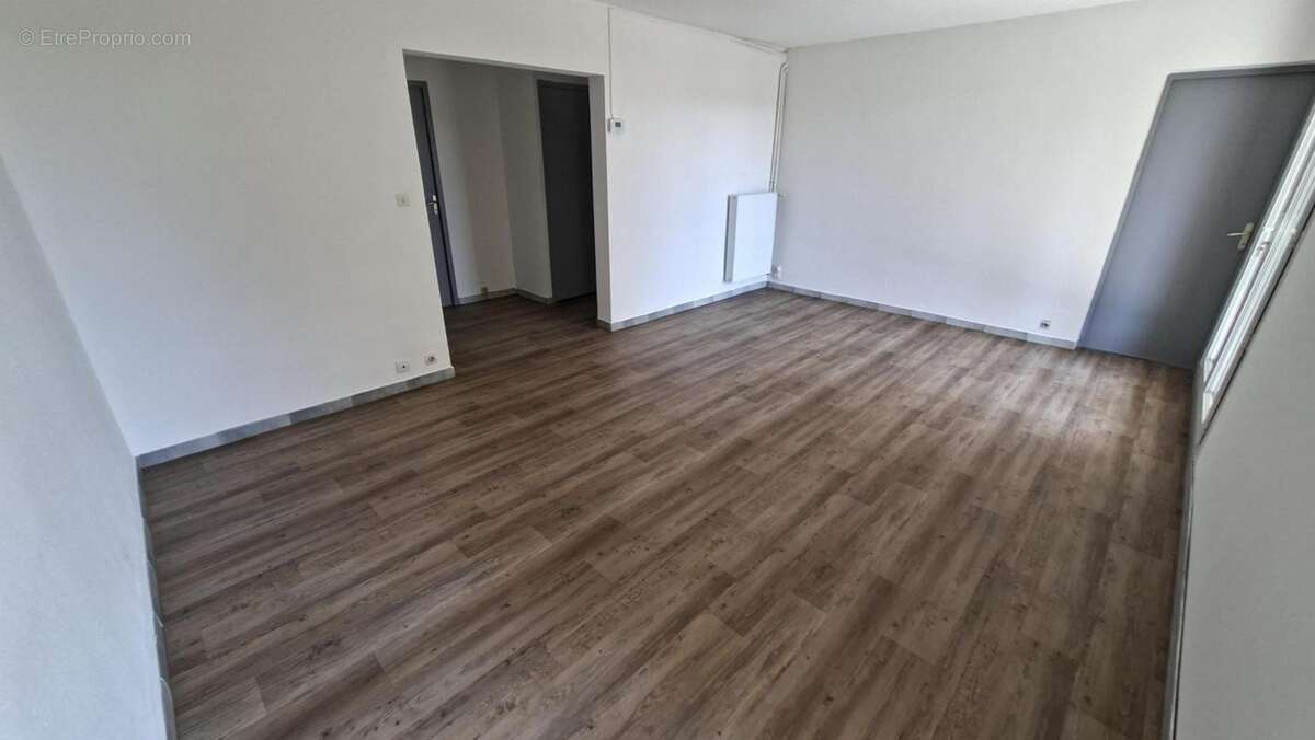 Appartement à LE THOR
