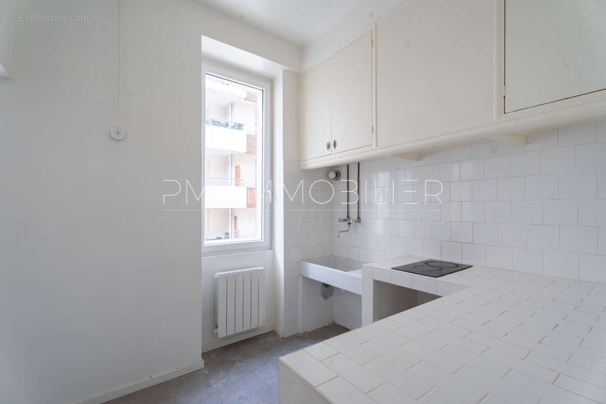 Appartement à MARSEILLE-8E