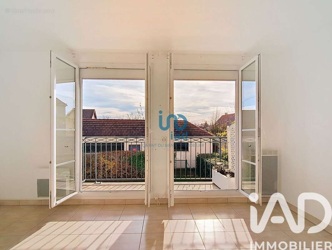 Photo 3 - Appartement à FONTENAY-TRESIGNY