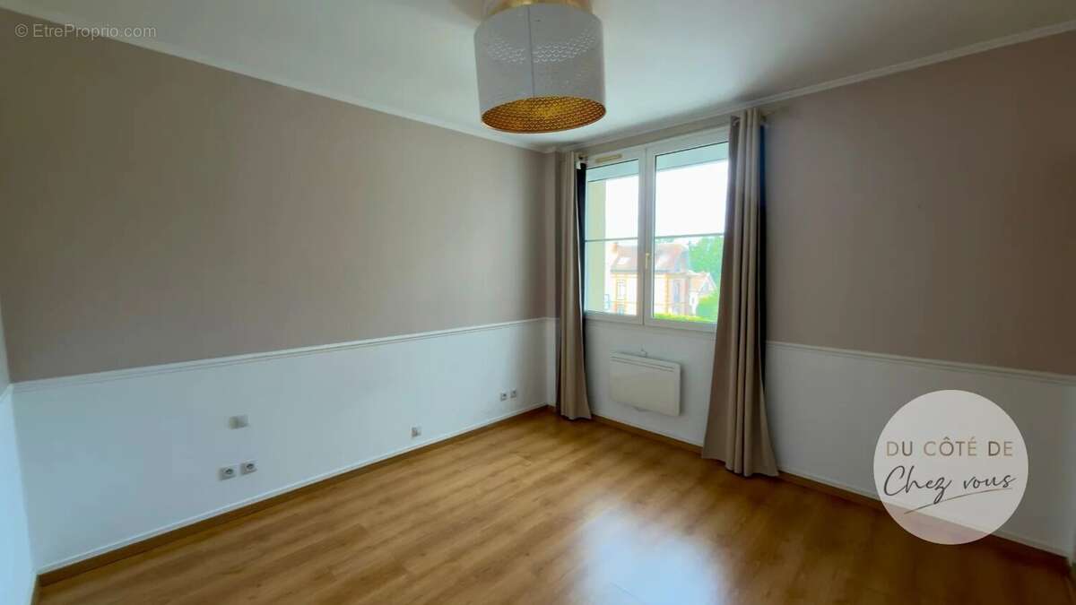 Loft type 6 de 186 m2 secteur paix a troyes - photo 8