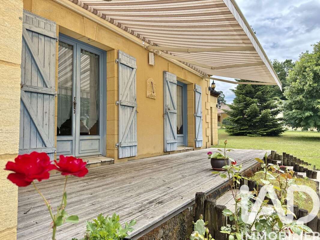 Photo 2 - Maison à CENAC-ET-SAINT-JULIEN