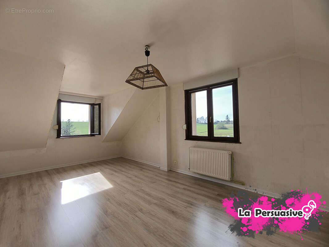 Maison à FOUGEROLLES