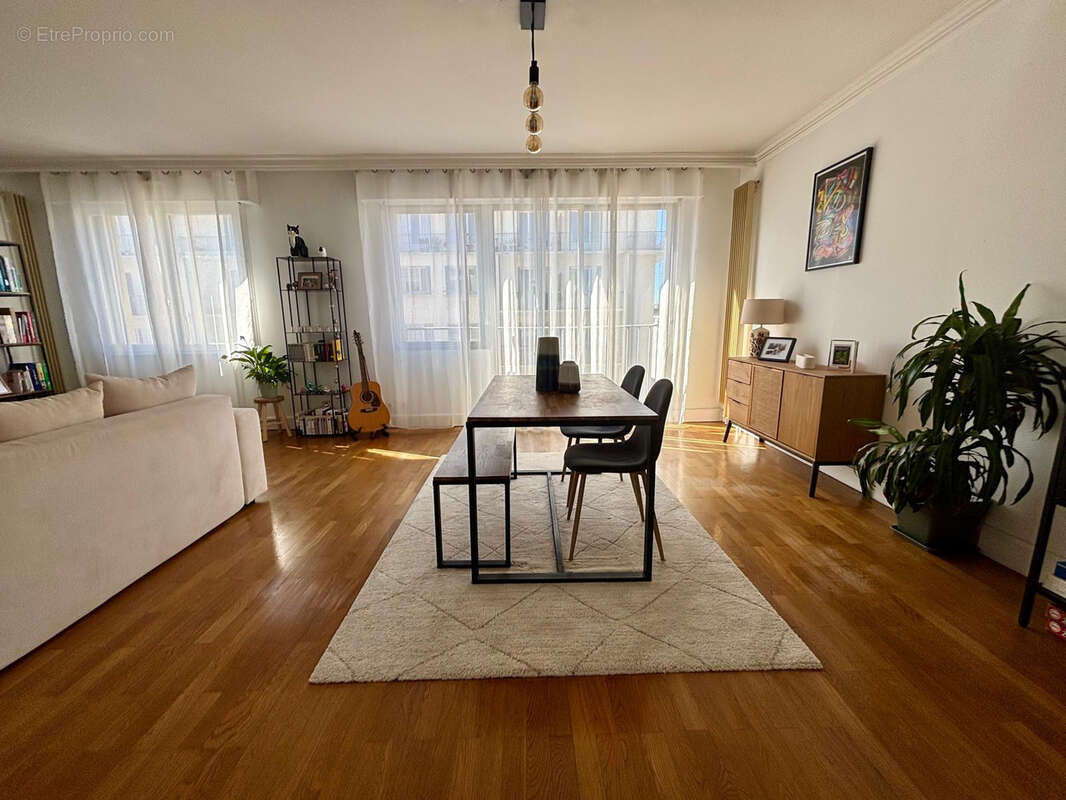 Appartement à LYON-6E