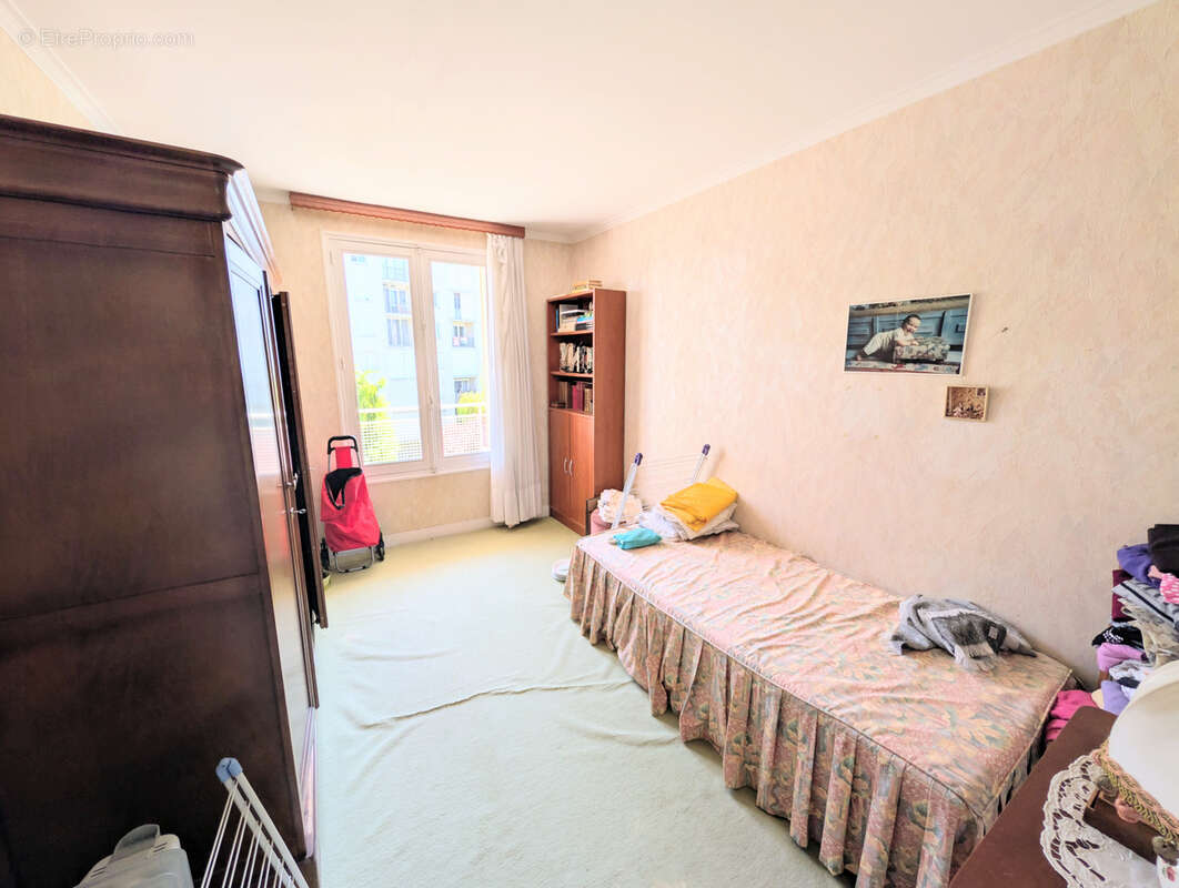 Vente Appartement Troyes T3 de 57m2 avec balcon et box garage - photo 4