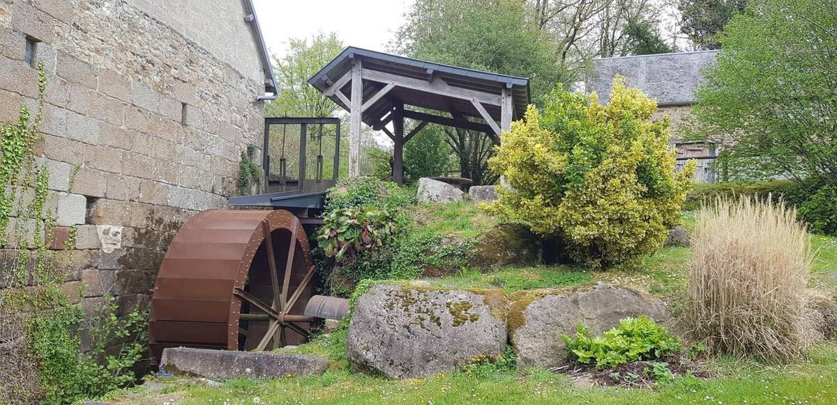 Photo 1 - Maison à VILLEDIEU-LES-POELES