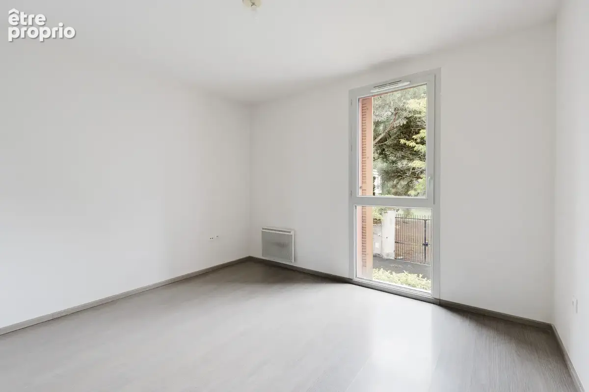 En exclusivité ! Découvrez cet appartement T3 de 54 m2, situé au 1er étage, secteur Lalande. - photo 8