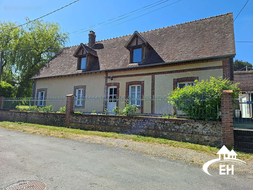 Maison à L'AIGLE