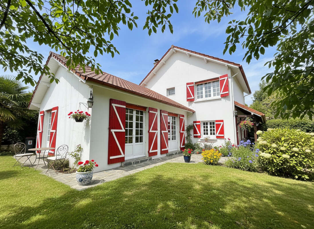 Maison à HOUILLES