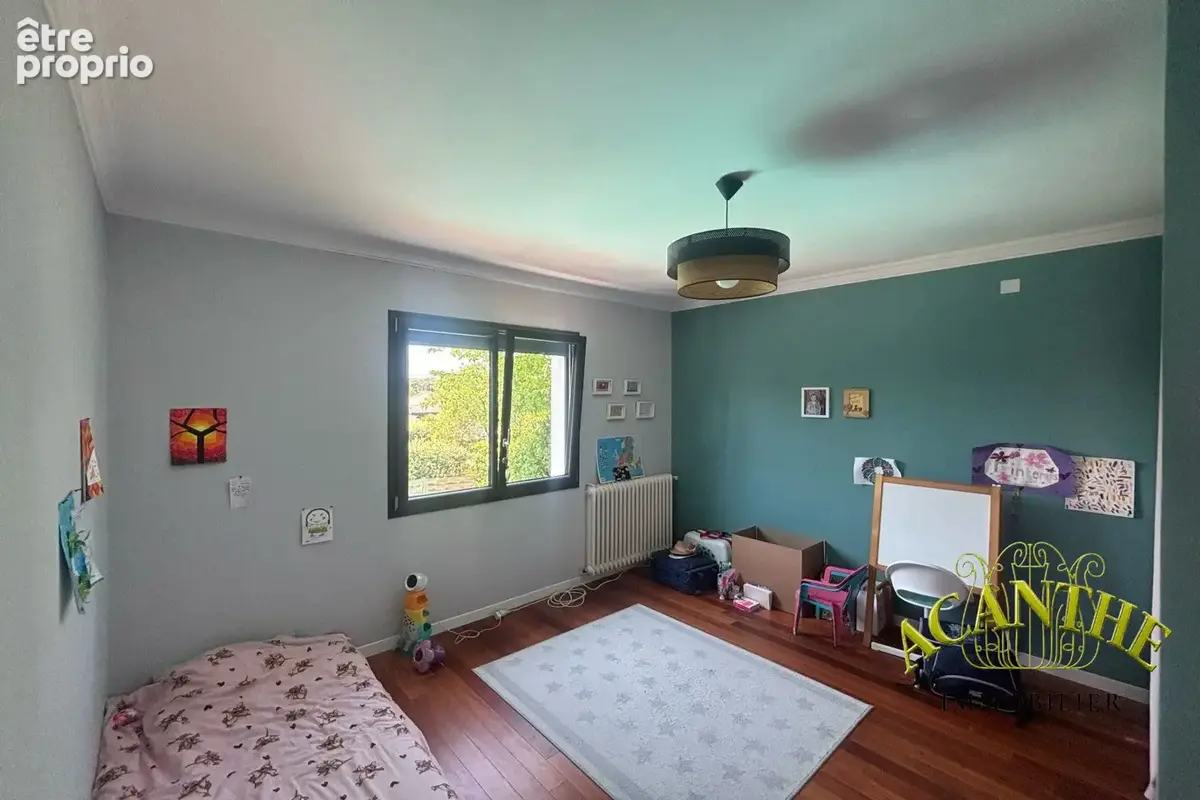 Maison 175 m² à Le Cres  - photo 6