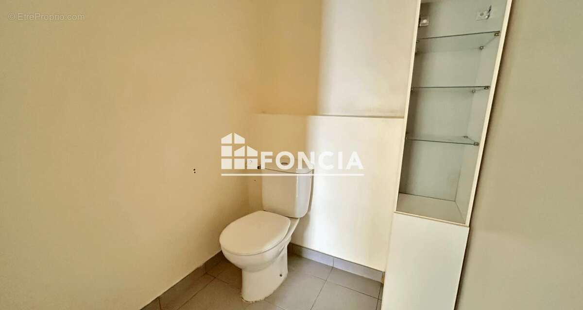 Appartement à FRESNES