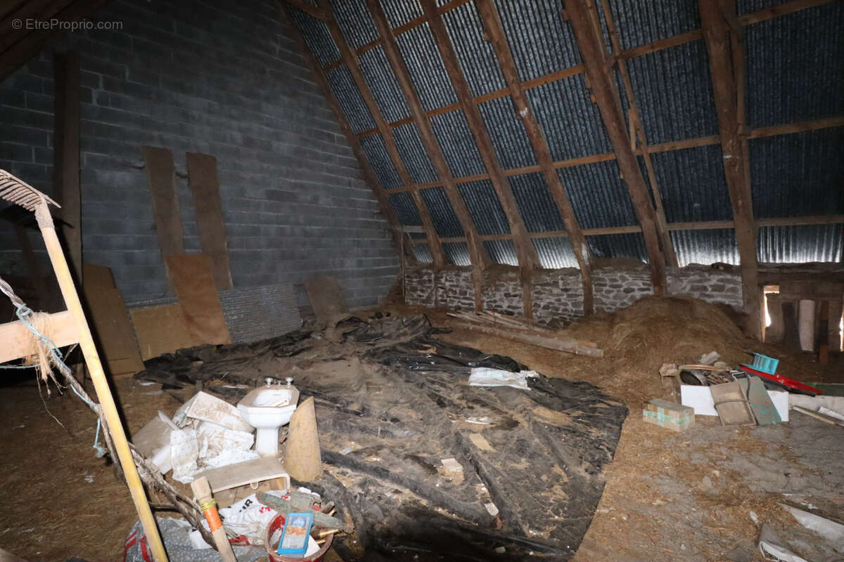 Maison à SAINT-SULPICE