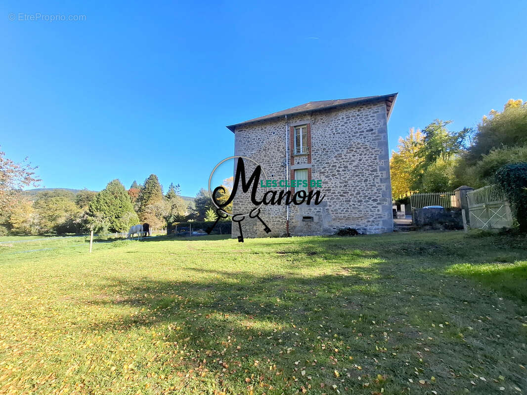 Appartement à SAINT-SULPICE-LAURIERE