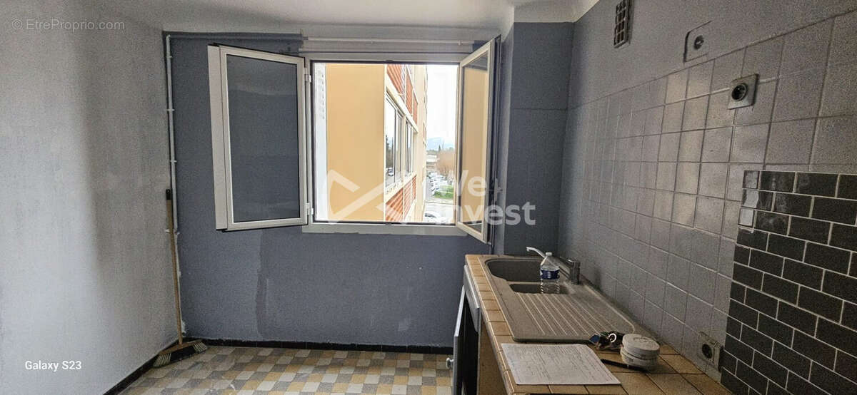 Appartement 49 m² à Aubagne  - photo 6