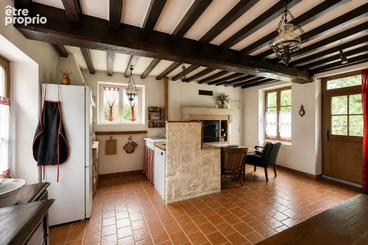 Maison de 6 pièces de 106 m² à Corvol-l'Orgueilleux - photo 6