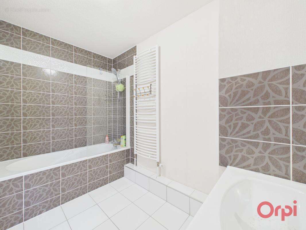Appartement À Vendre - photo 18