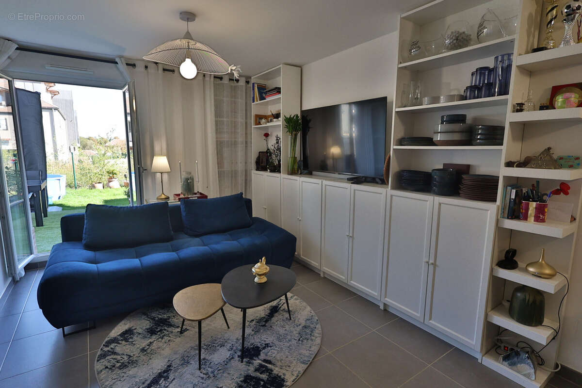 Appartement à BUSSY-SAINT-GEORGES