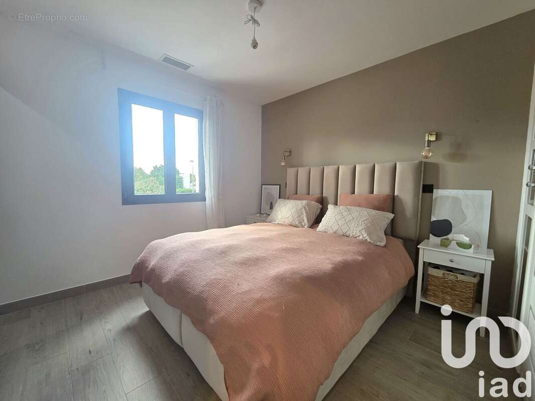 Photo 8 - Maison à ENTRAIGUES-SUR-LA-SORGUE