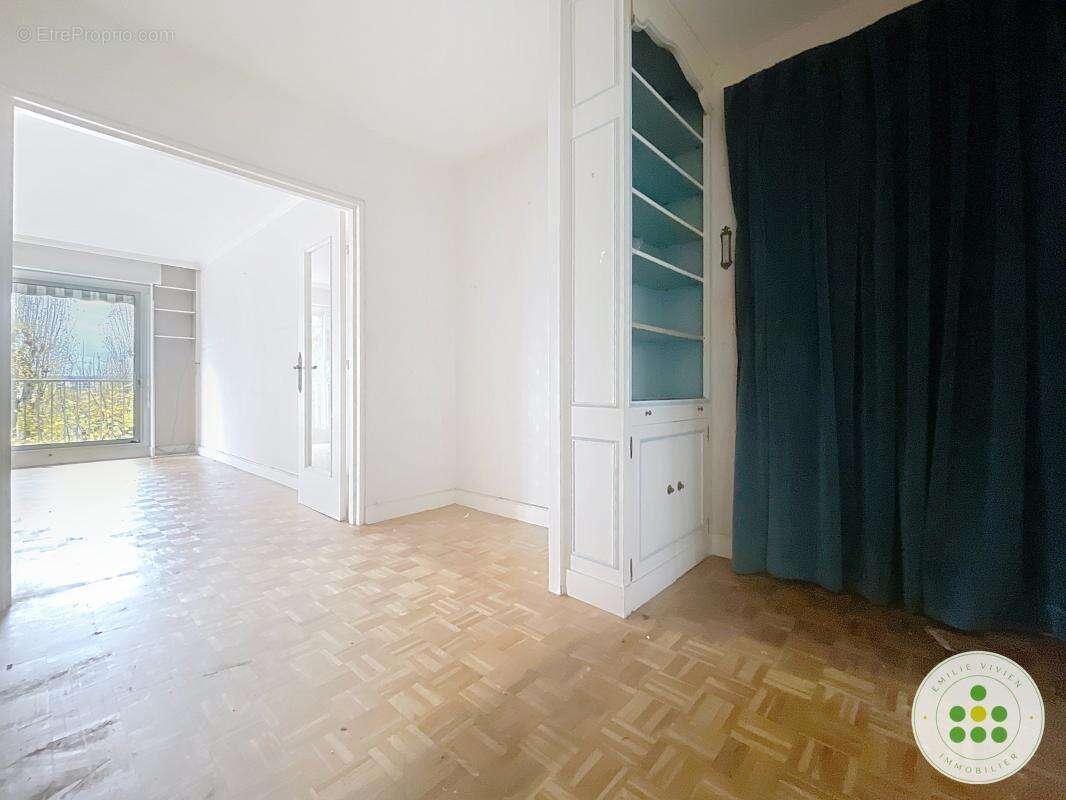 Appartement à VERSAILLES