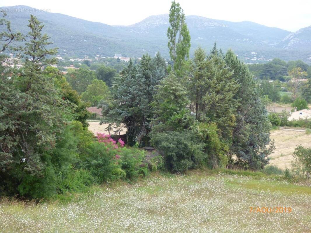 Terrain à CAZILHAC