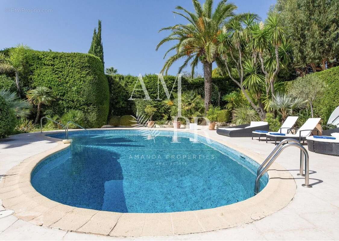 Gros potentiel- proprieté de charme vue mer panoramique - photo 9