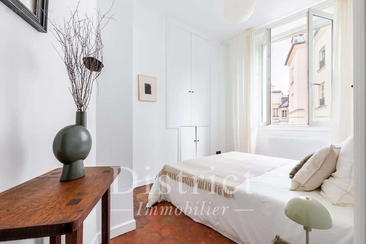 Appartement à PARIS-6E