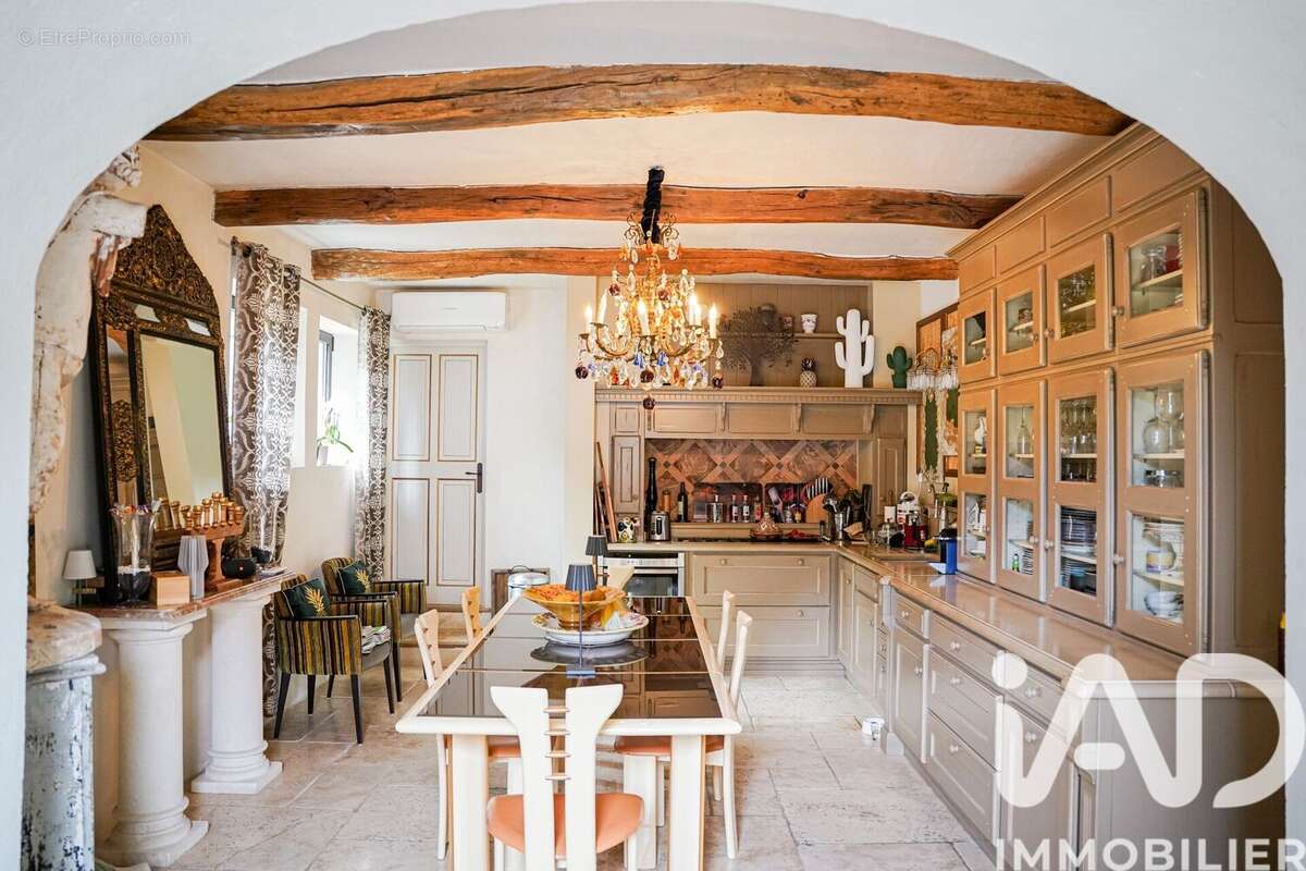 Photo 4 - Maison à ROBION