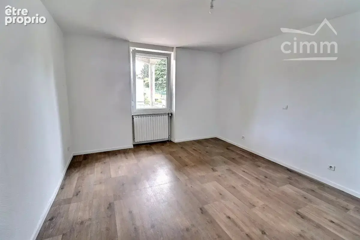 Appartement T3 rénové de 88.24m² +  jardin privatif +  garage + caves à FORBACH - photo 5